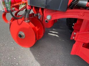 Maschio mte-r 300 bb-xl teleskop-einzelkornsägerät mit d pneumatic precision seed drill for sale - Image 7 | Agroline ET Maschio mte-r 300 bb-xl teleskop-einzelkornsägerät mit d pneumatic precision seed drill | Image 7 - Agroline