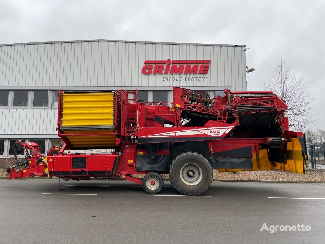 حصادة البطاطس Grimme EVO 280 ClodSep