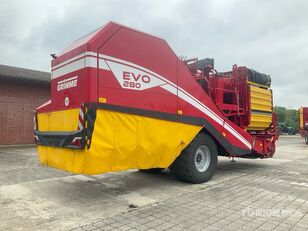 r&eacute;colteuse de pommes de terre Grimme EVO 280 ClodSep TA