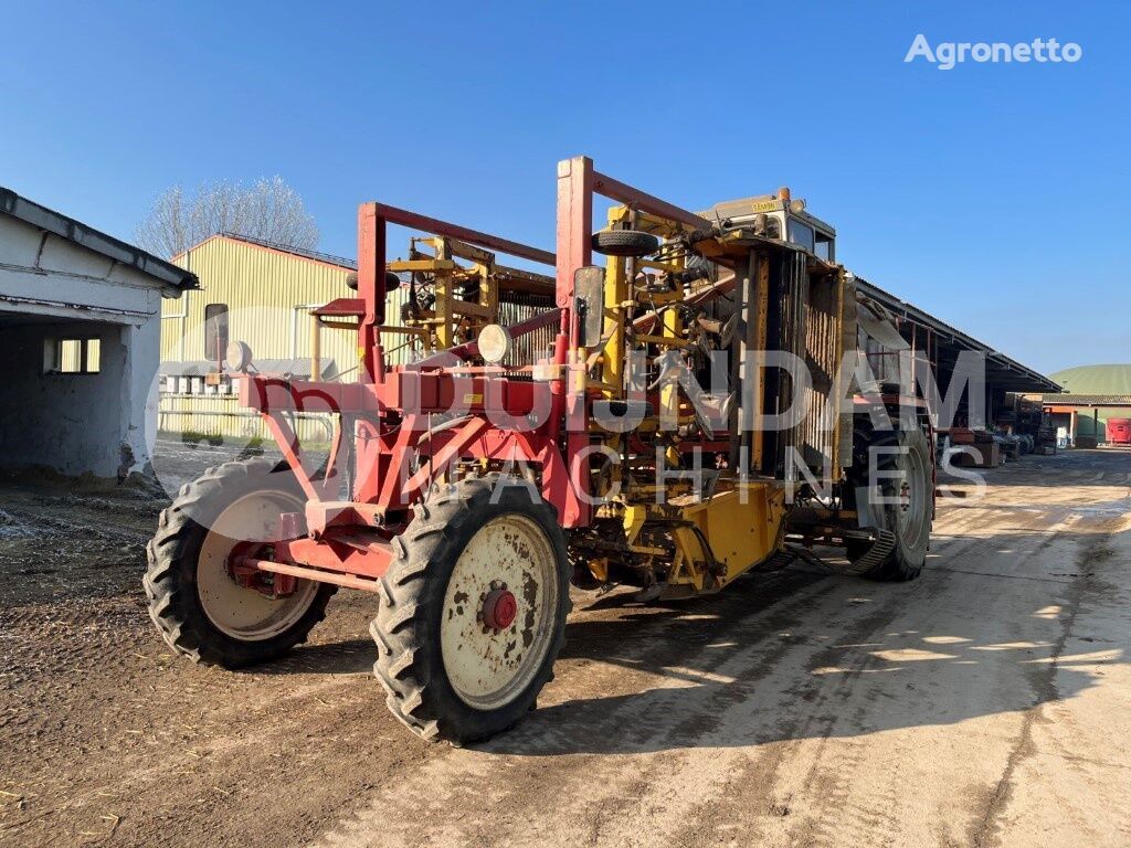 Samon potato harvester