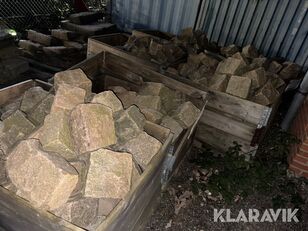 Brosten - stort lot á 8 pallerammer otro material de construcción