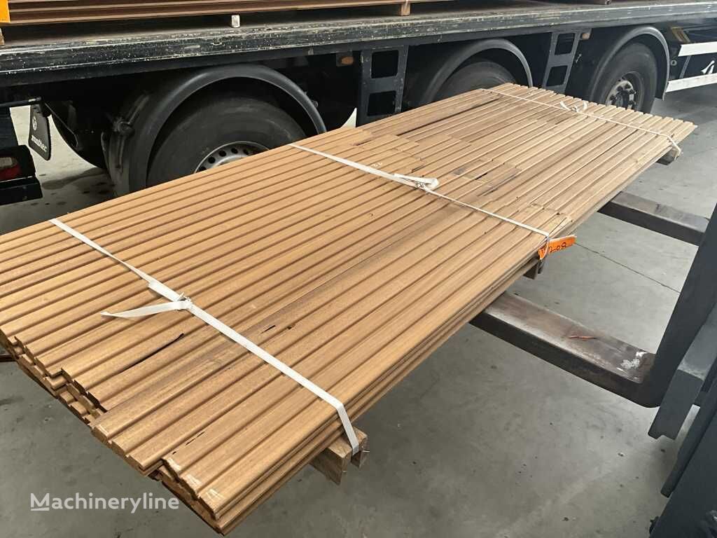 planche de bois AYOUS THERMO - 21x128 - B-GRADING