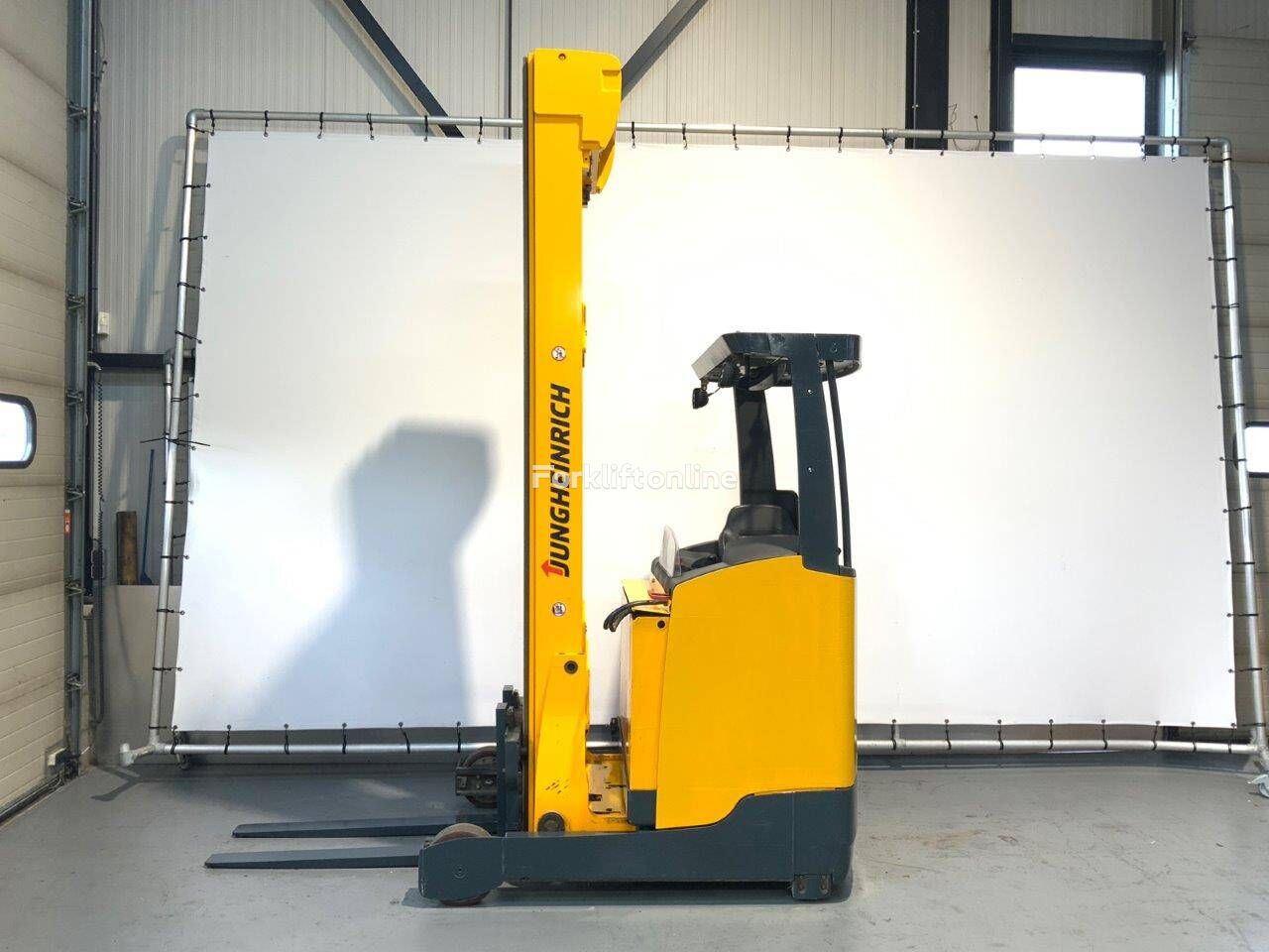 Jungheinrich ETV 214 reach truck