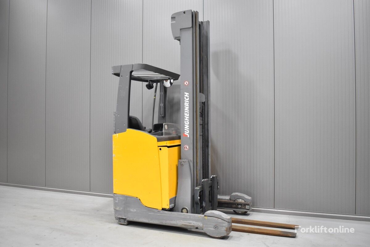 Jungheinrich ETV 214 reach truck