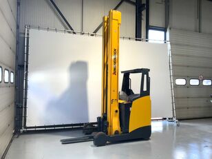 Jungheinrich ETV 320 reach truck