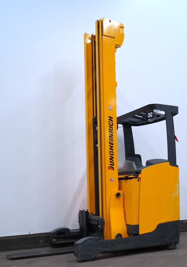 Jungheinrich ETV216 reach truck for sale | Forkliftonline Jungheinrich ETV216 reach truck - Forkliftonline