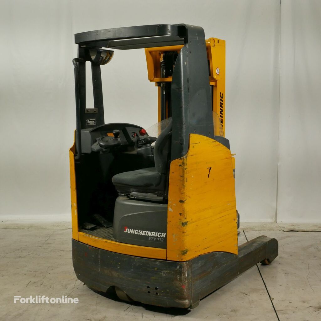 Linde ETV112 reach truck