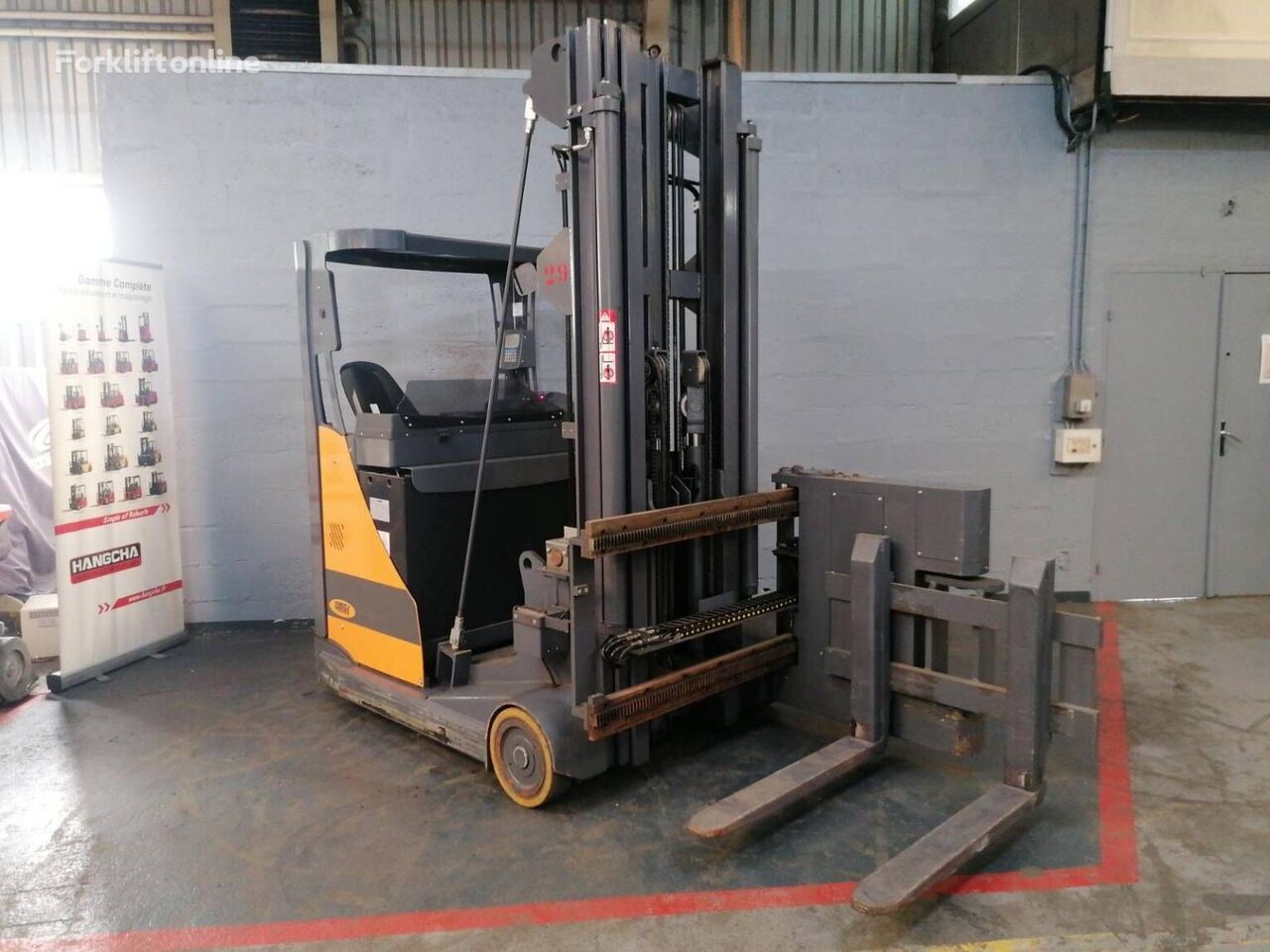 OMG NEOS II TRI AC reach truck