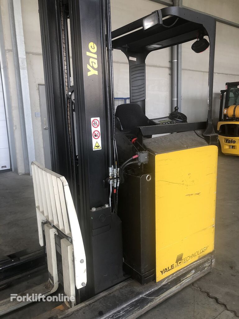 Yale MR16N reach truck