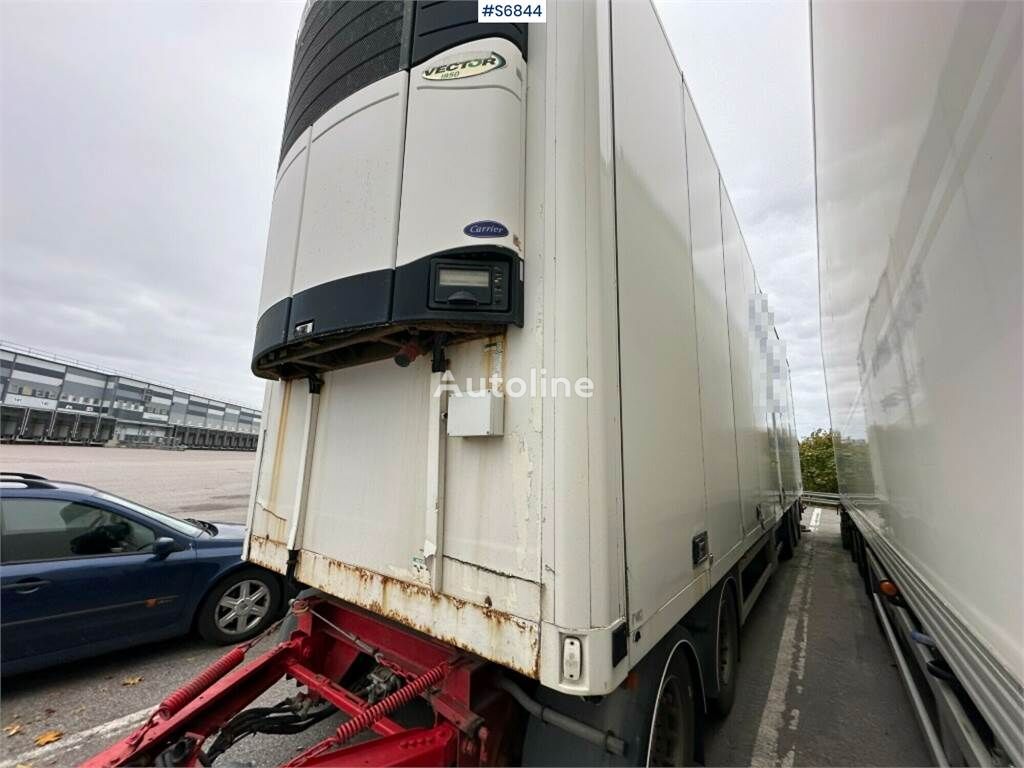 semi-reboque frigorífico Ekeri L/L-5 refrigerated trailer with openable side & re