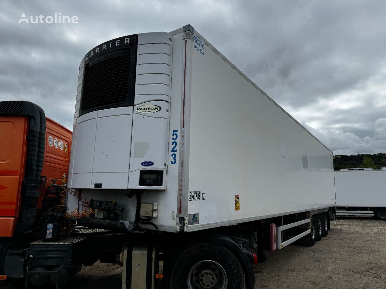 Frühauf FST 4 FC Mit Vector 1850 Mt Bis -30°C refrigerated semi-trailer