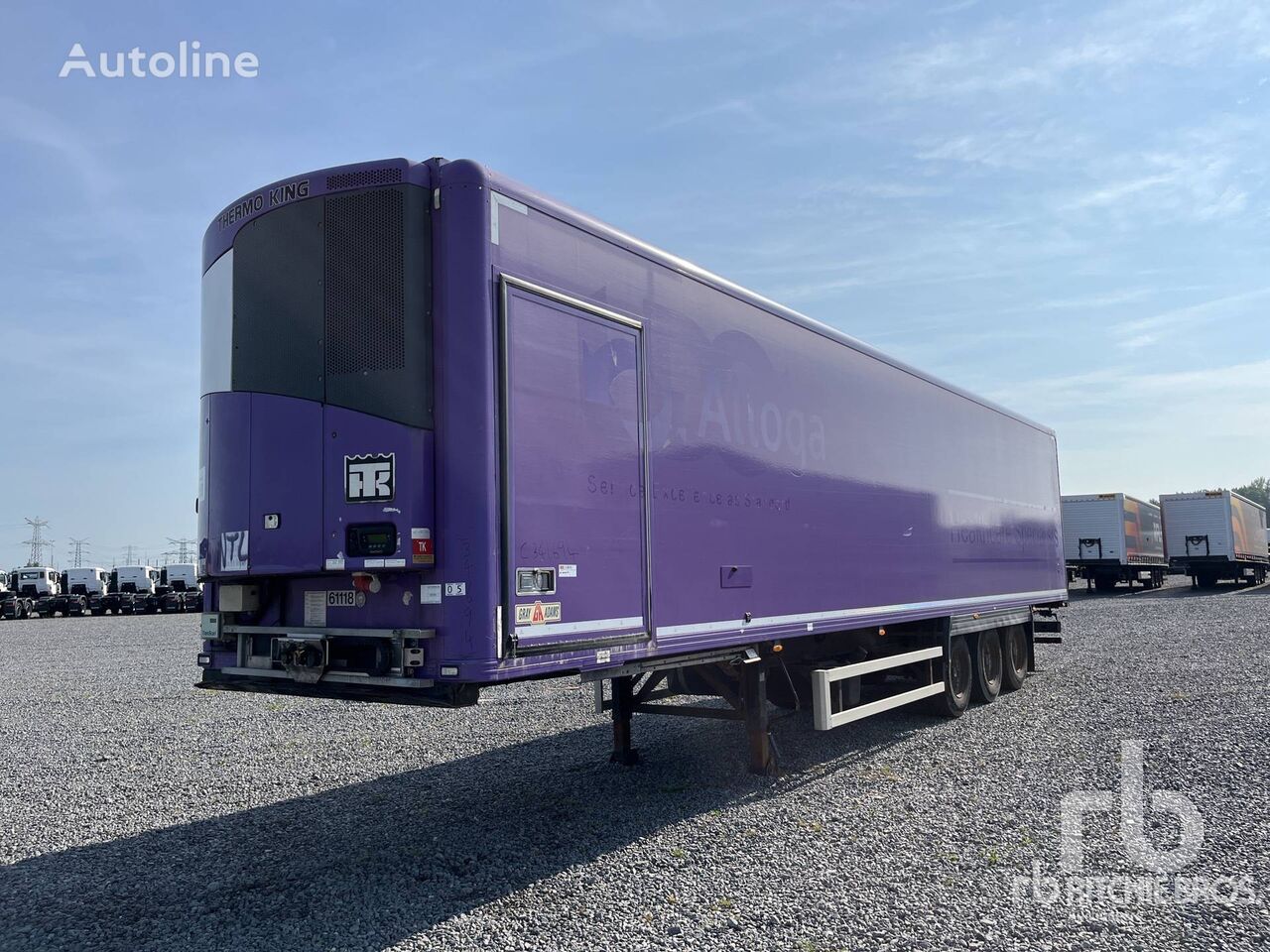 Gray & Adams Tri/A refrigerated semi-trailer