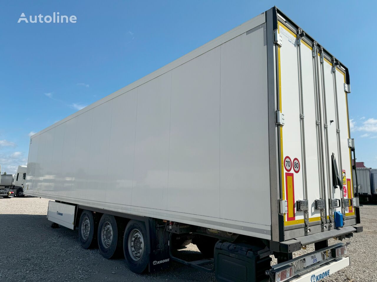 Krone CARRIER VECTOR 1550 refrigerated semi-trailer