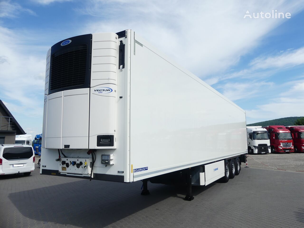 Krone CHŁODNIA / DOPPELSTOCK / OŚ PODNOSZONA / 3900 MTH / IDEALNY STAN refrigerated semi-trailer