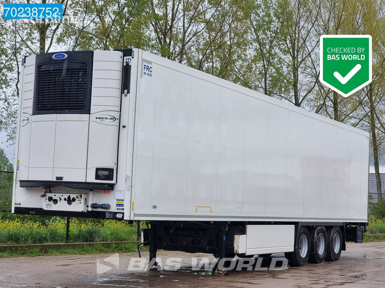 Krone Carrier Vector 1550 NEW APK 06/25 Blumenbreit Palettenkasten refrigerated semi-trailer