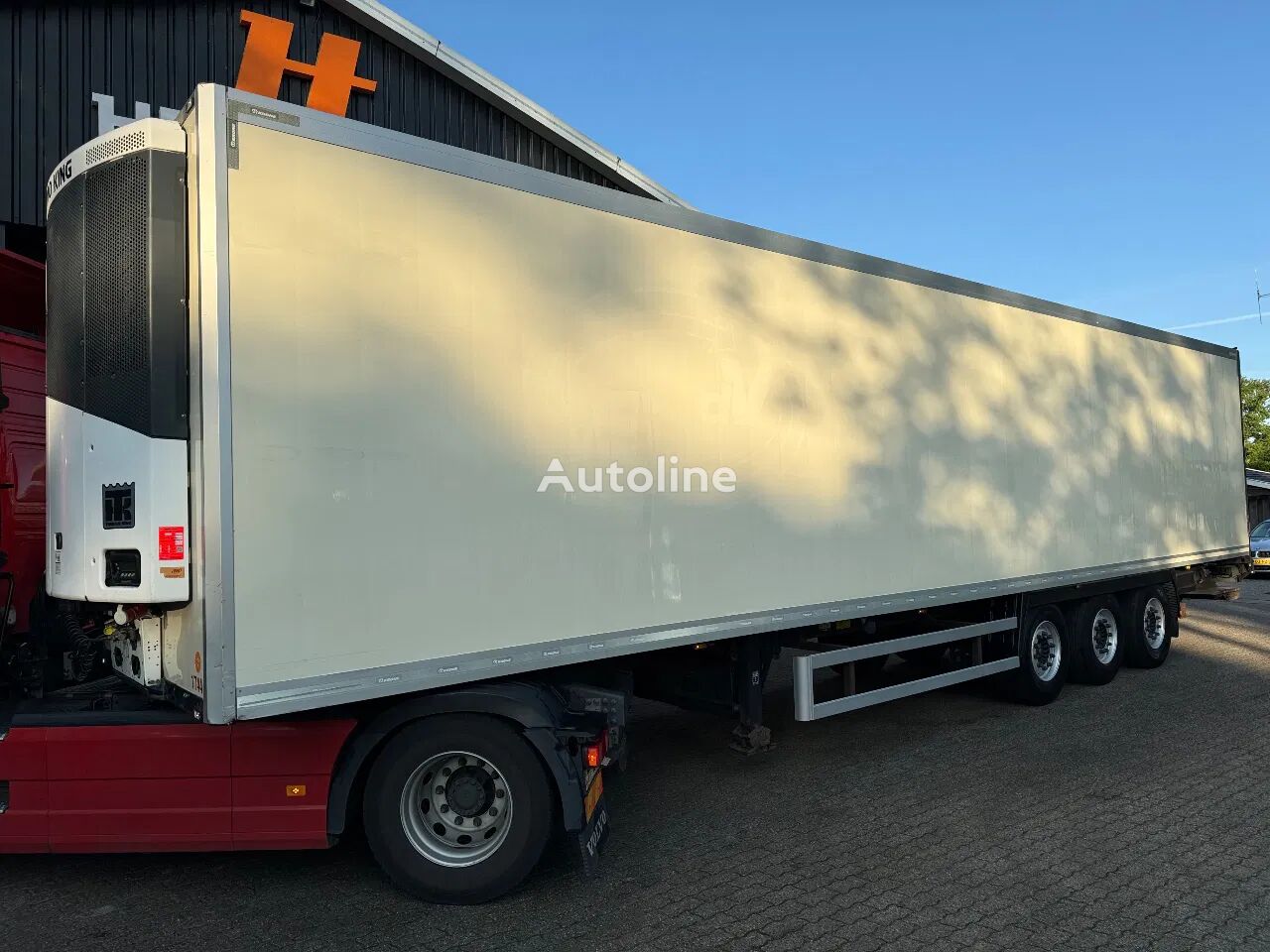 Krone Thermo King SLX Spectrum 2x Liftas 270H 250B LBW refrigerated semi-trailer