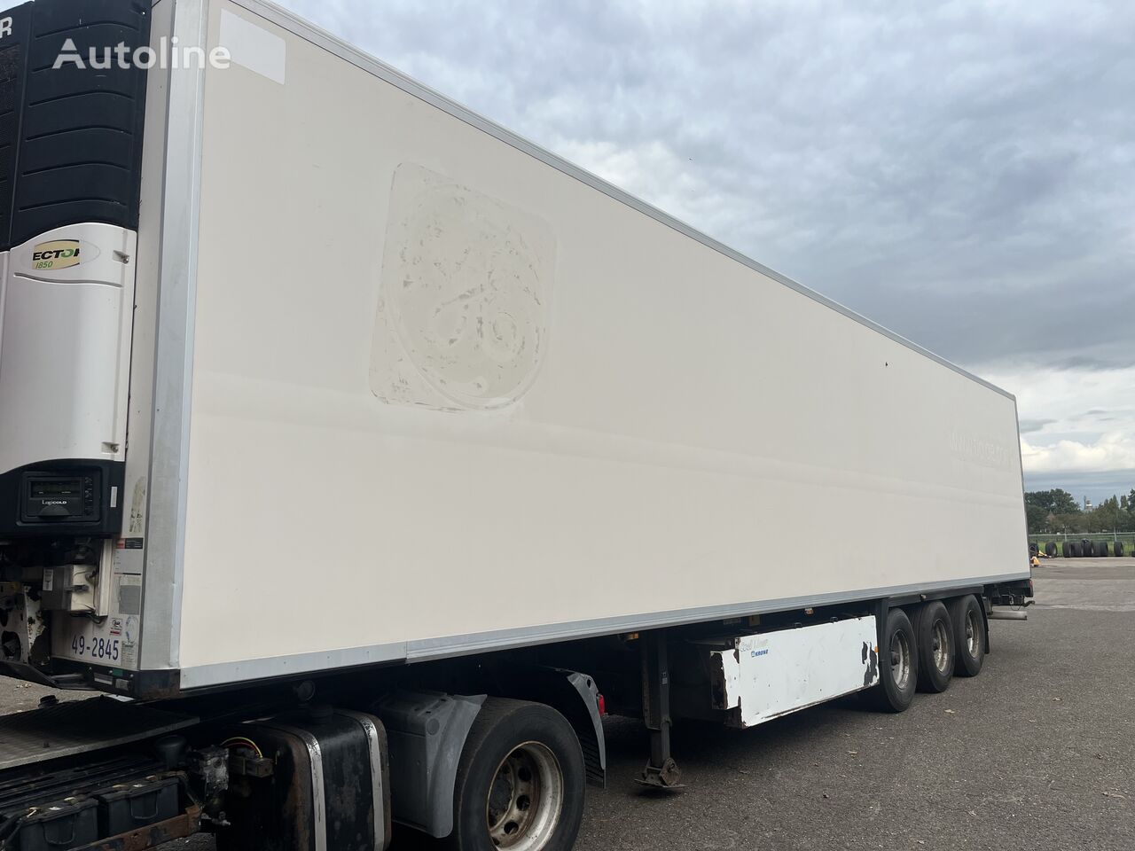 Krone Vector 1850 refrigerated semi-trailer