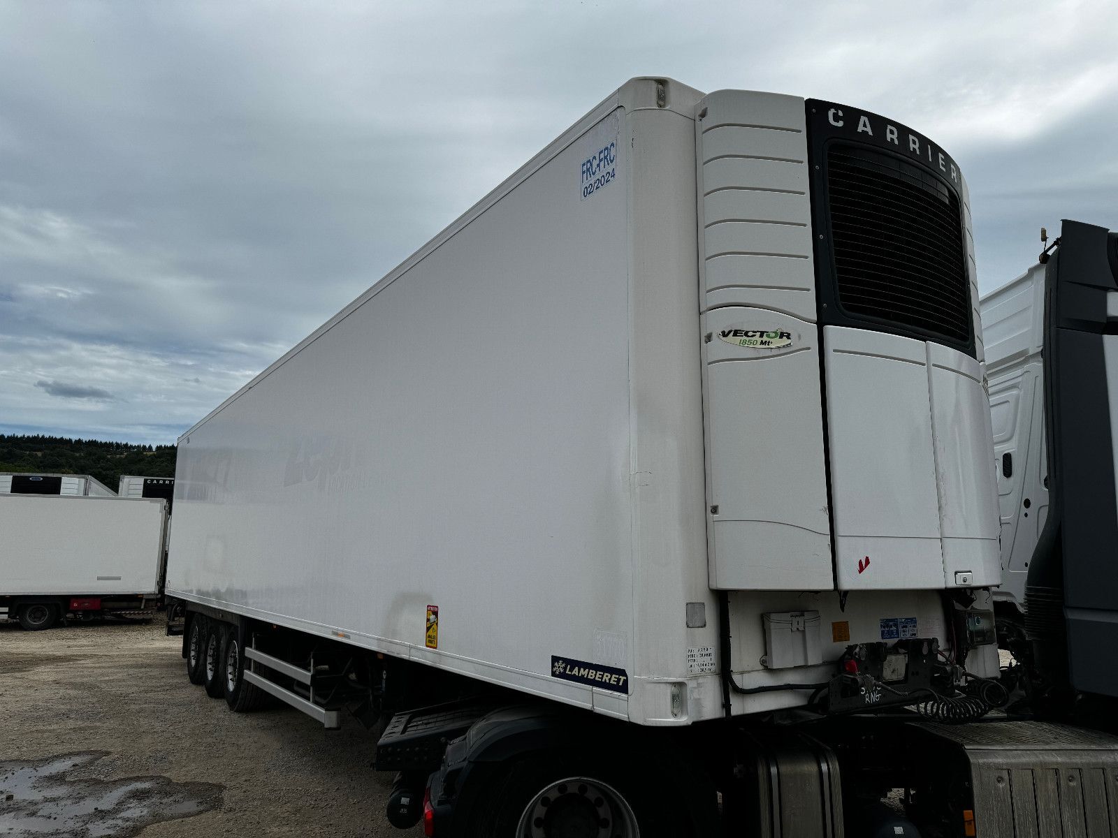 Lamberet Doppel Stock Mit Vector 1850 Mt Bis-30°C refrigerated semi-trailer