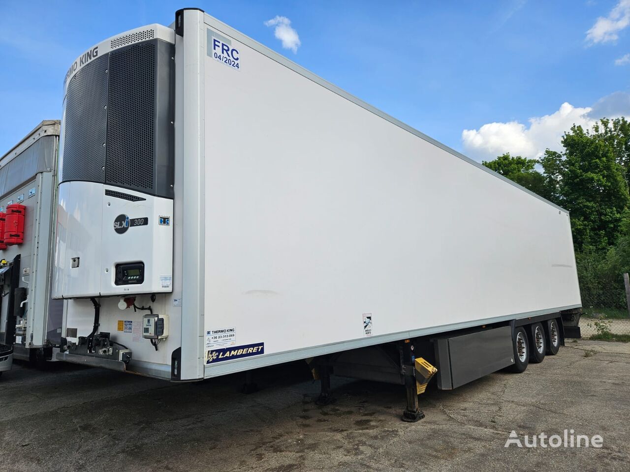 Lamberet SR2B-5T8-2B ThermoKing SLXi 300 - 3 units refrigerated semi-trailer