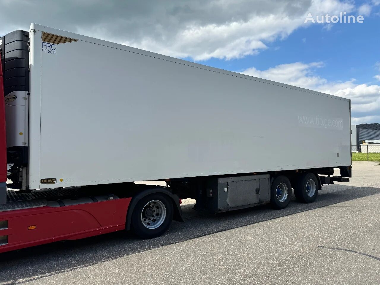 Pacton O4/DA 04 MET GESTUURDE ACHTERAS refrigerated semi-trailer