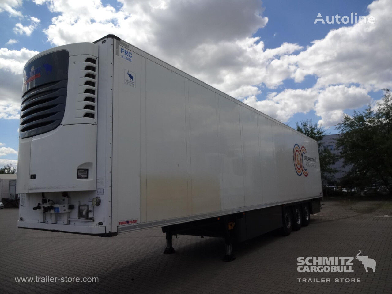 Schmitz refrigerated semi-trailer