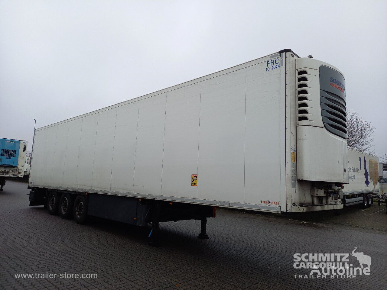 Schmitz refrigerated semi-trailer