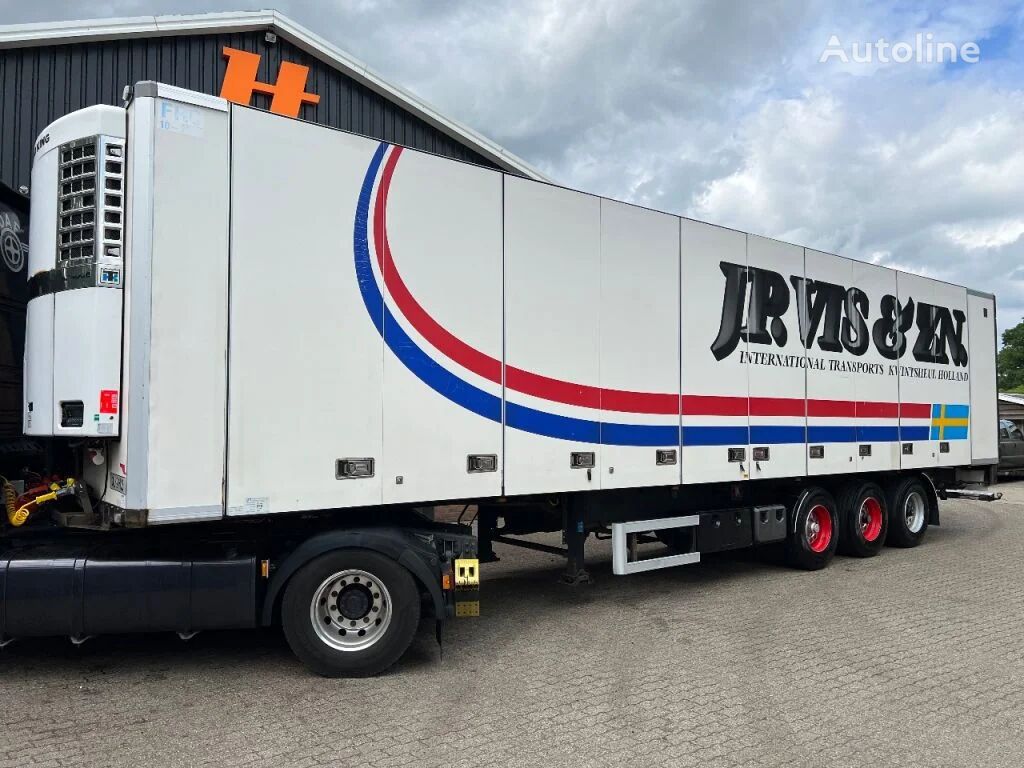 العربات نصف المقطورة شاحنة التبريد Schmitz Cargobull OVRIGA Seitentüren/Side doors Thermo King SL400