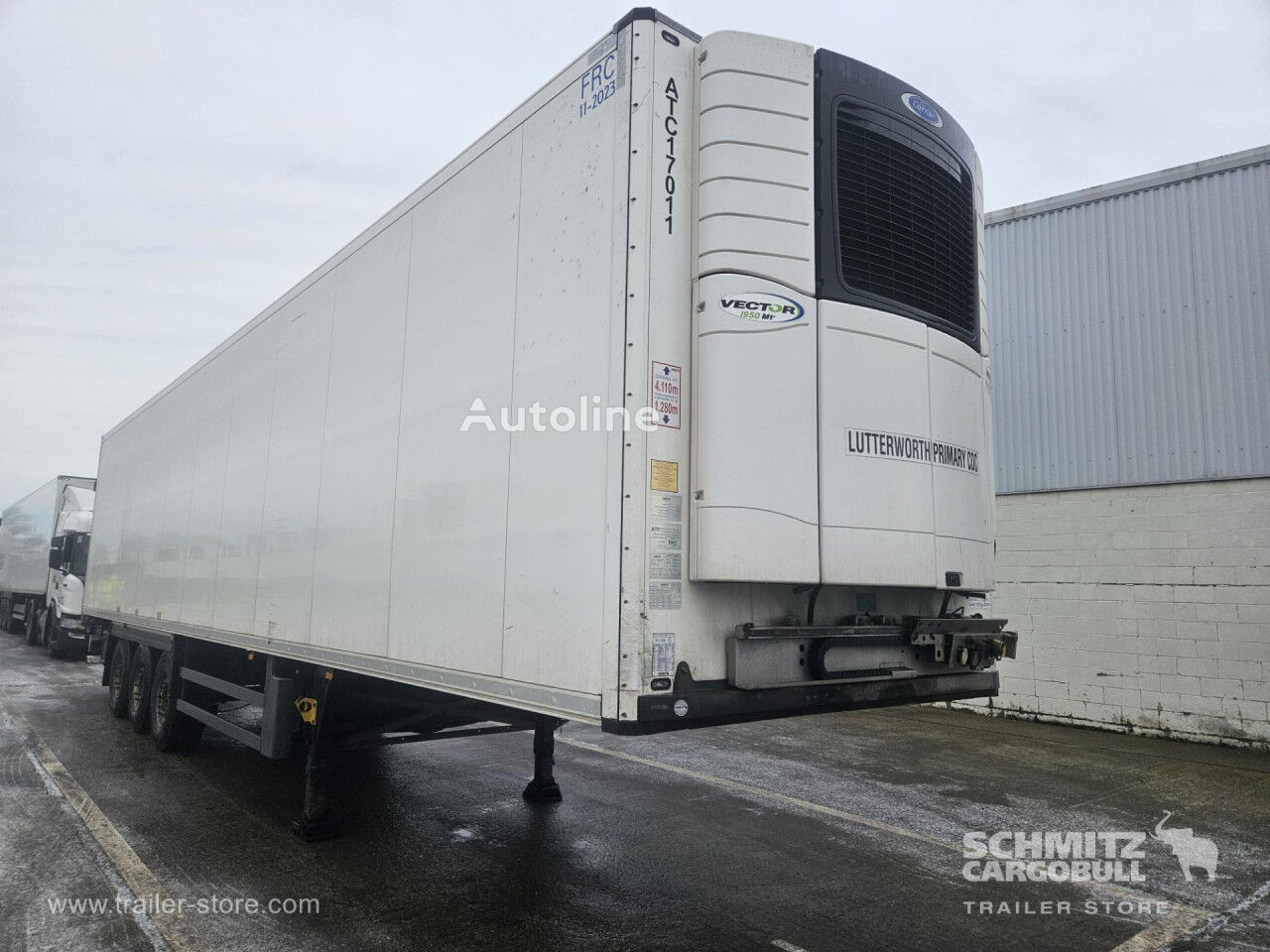 Schmitz Cargobull Reefer Multitemp refrigerated semi-trailer