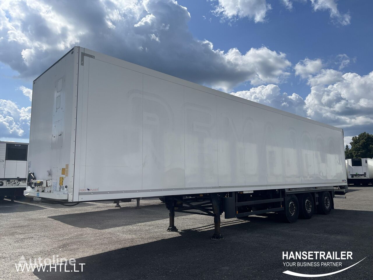 Schmitz Cargobull SKO 24 refrigerated semi-trailer