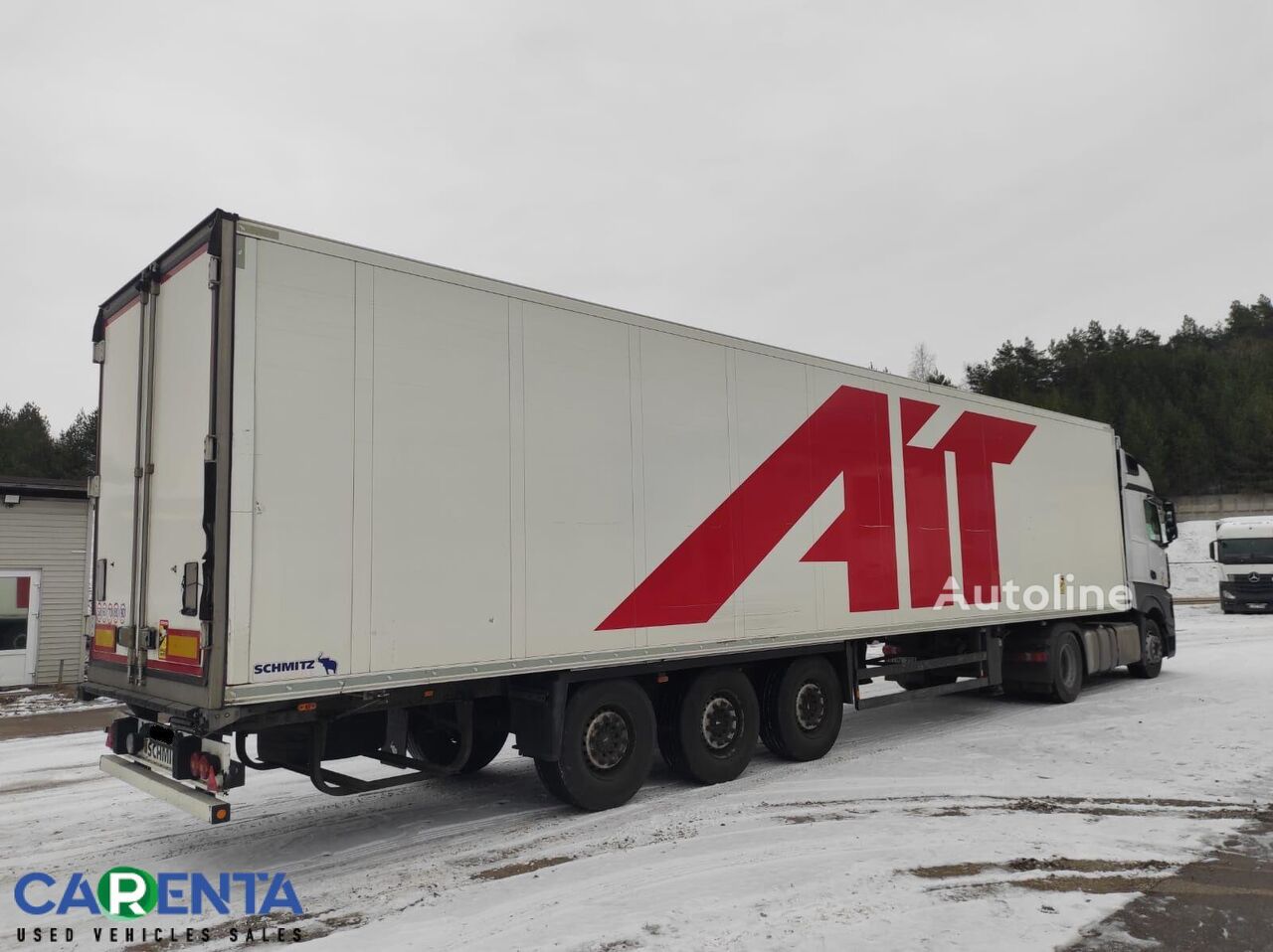 Schmitz Cargobull SKO 24 refrigerated semi-trailer