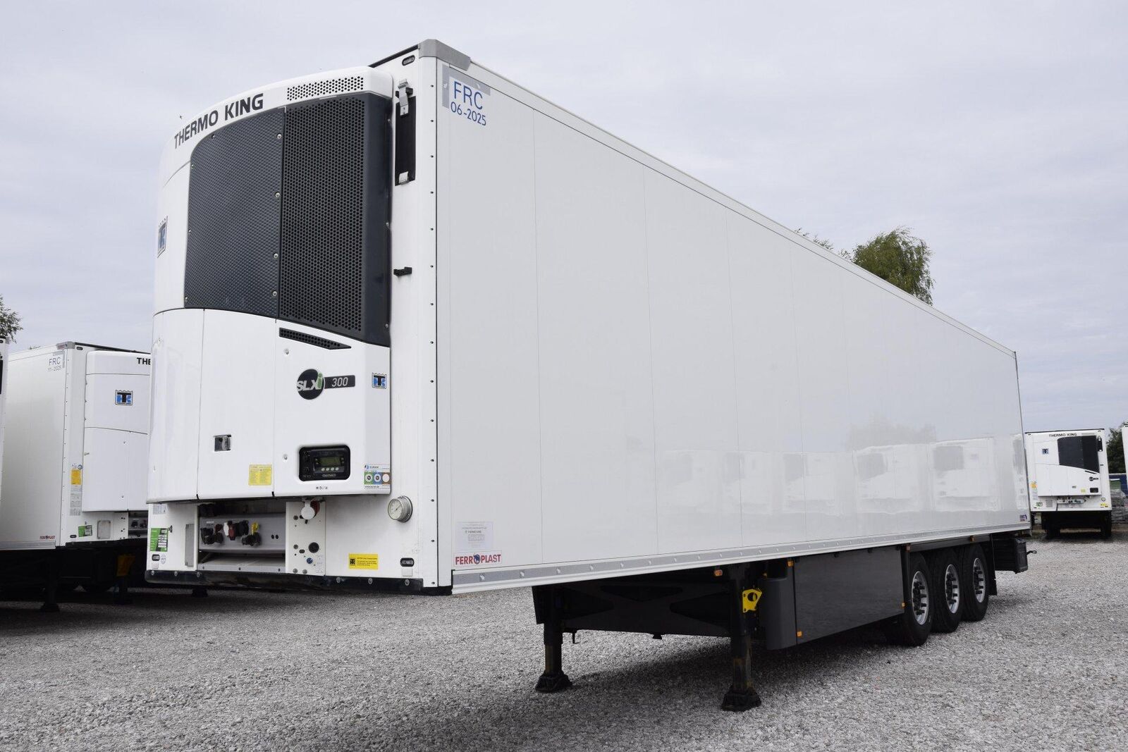 Schmitz Cargobull SKO 24/L - FP 60  refrigerated semi-trailer