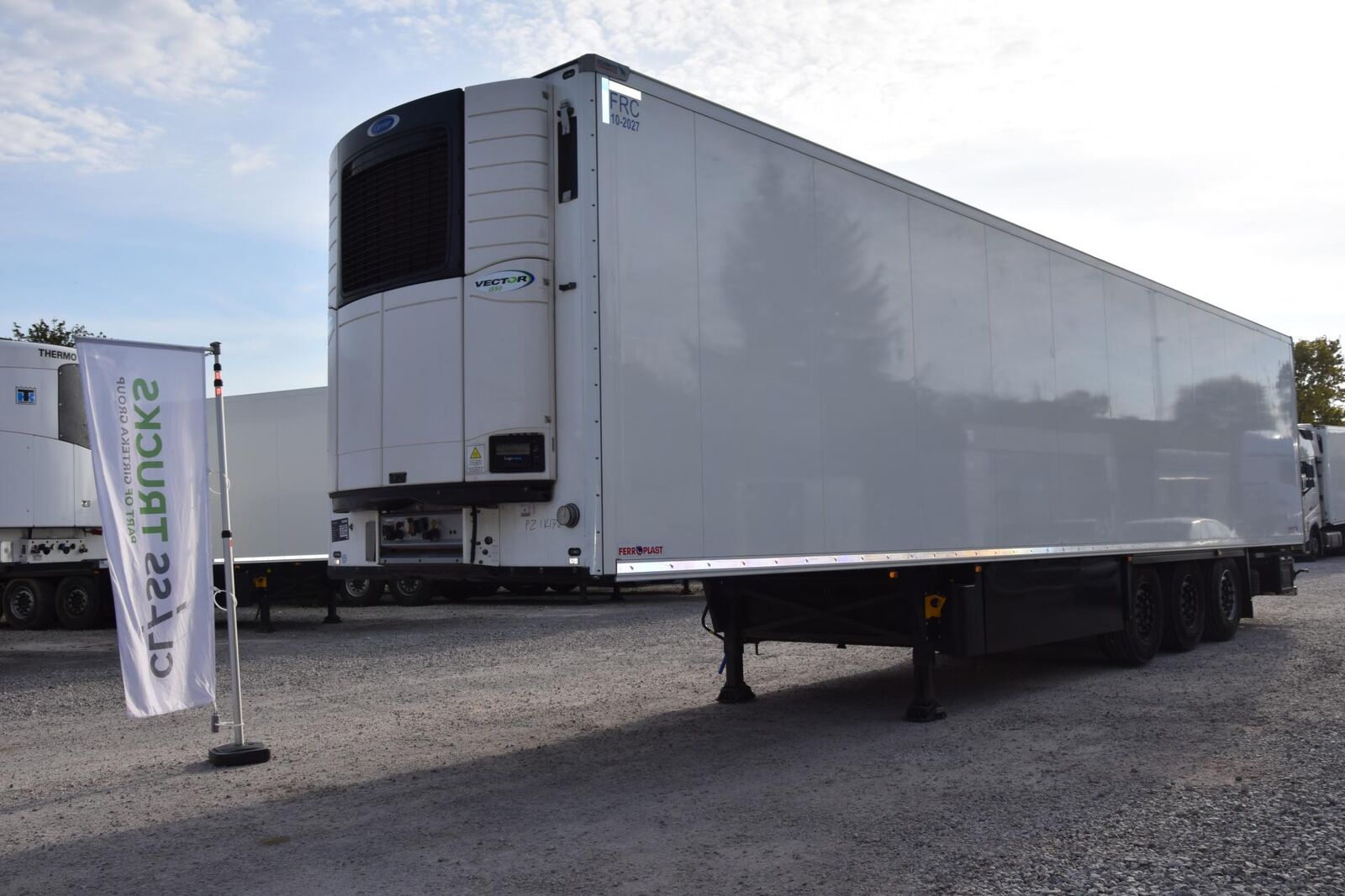 Schmitz Cargobull SKO 24/L - FP 60  refrigerated semi-trailer