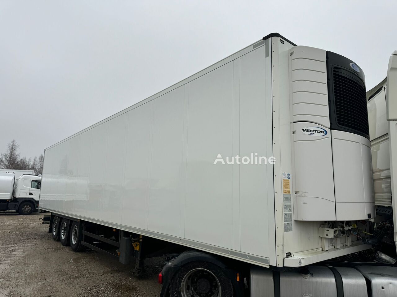 Schmitz Cargobull SKO24 refrigerated semi-trailer