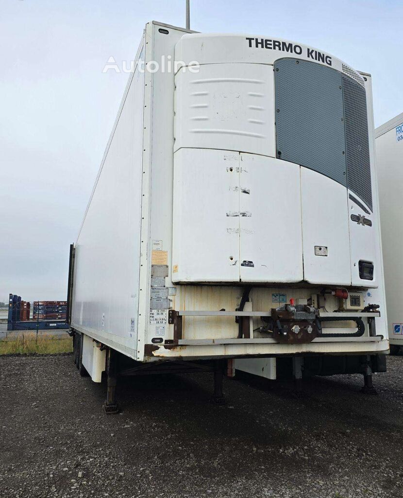 Schmitz Cargobull THERMO KING refrigerated semi-trailer