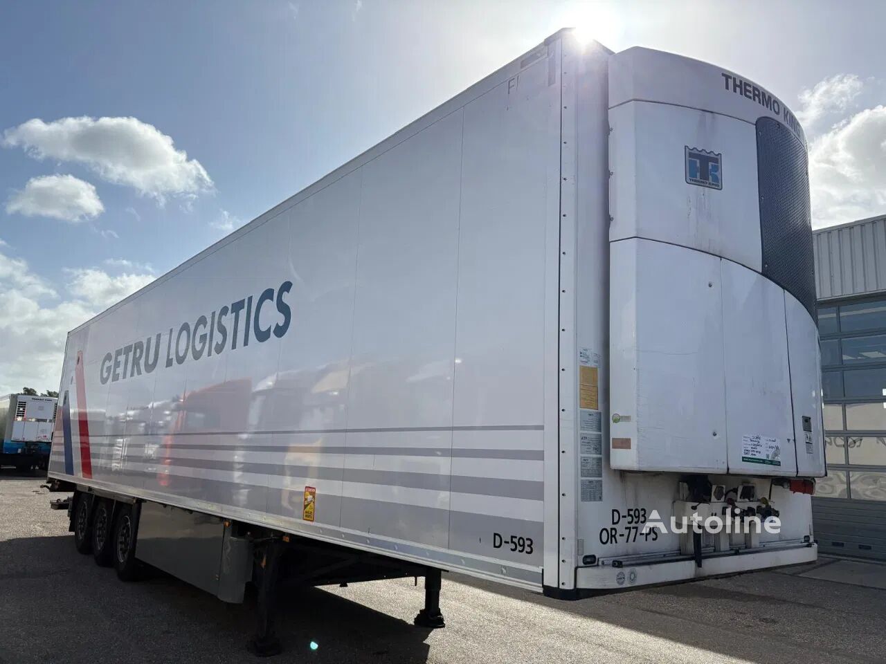 العربات نصف المقطورة شاحنة التبريد Schmitz Cargobull Thermo King SLX , taillift LBW Disc Lift , 270 cm ,flori,Blumenb - Autoline