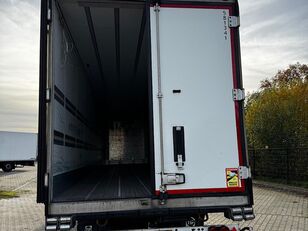 полуприцеп рефрижератор Schmitz Cargobull Trailer Reefer Flower Width Straight
