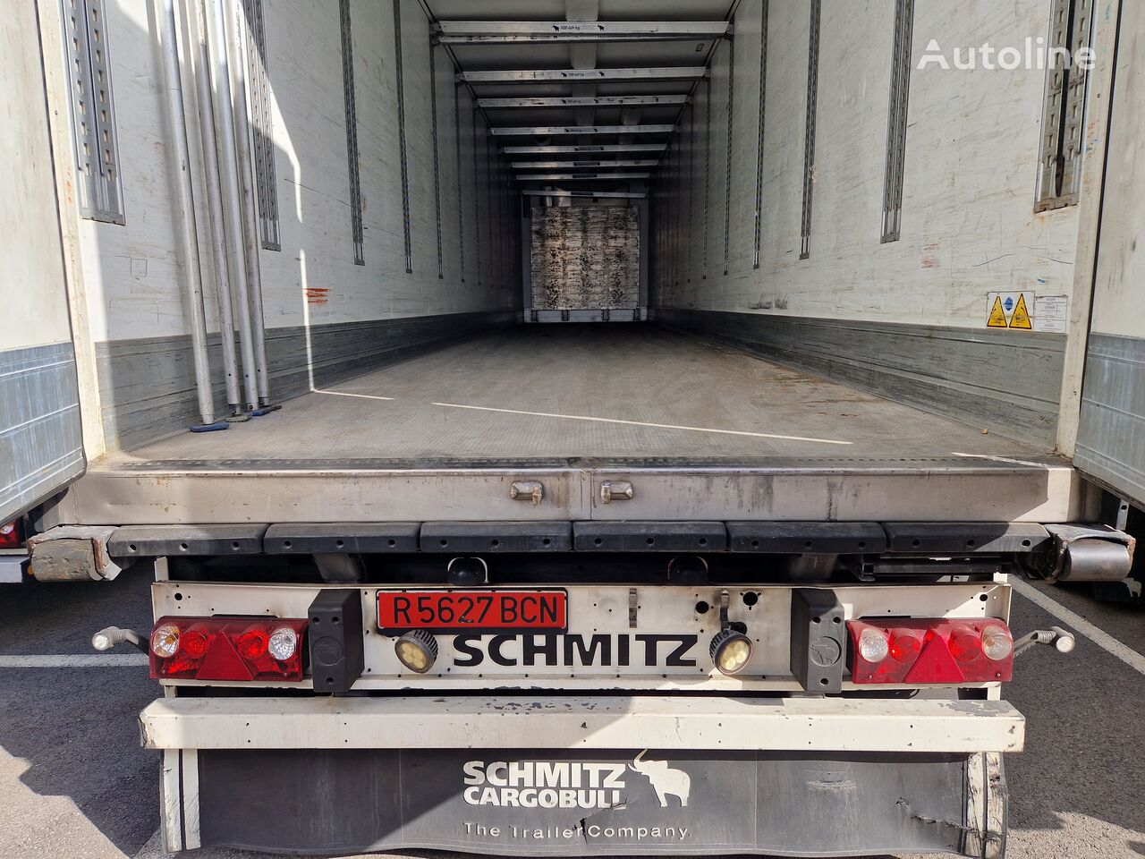 Schmitz Cargobull sko 24/L refrigerated semi-trailer