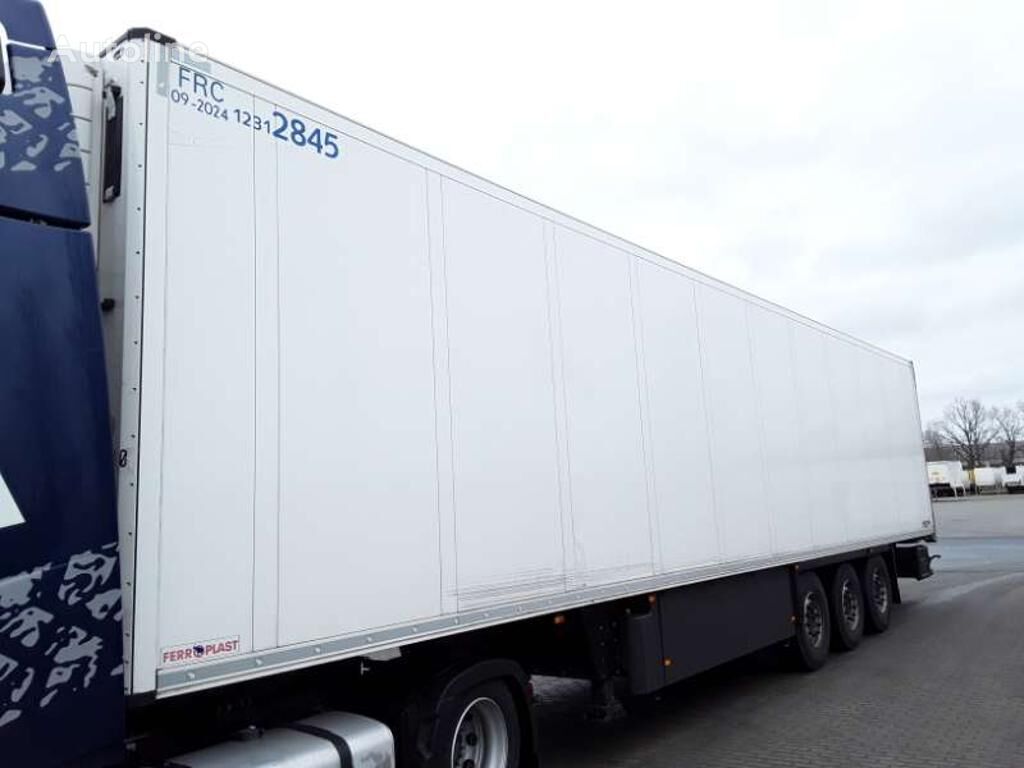 Schmitz Reefer Trailer refrigerated semi-trailer