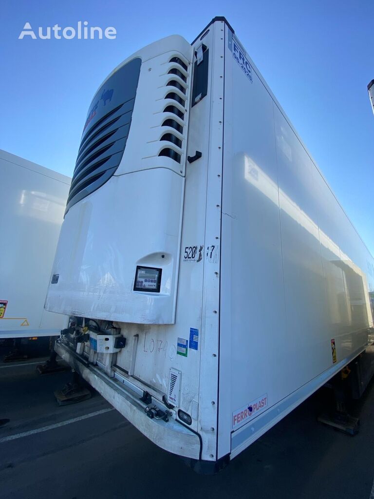 Schmitz SCHMITZ SCU V1 refrigerated semi-trailer