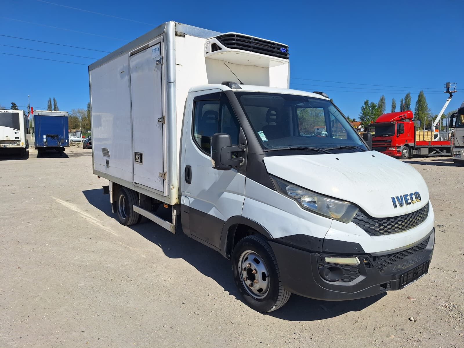 Camion frigorifique < 3.5t IVECO Daily 35-130 Carrier Xarrios 350 Frigo - Autoline