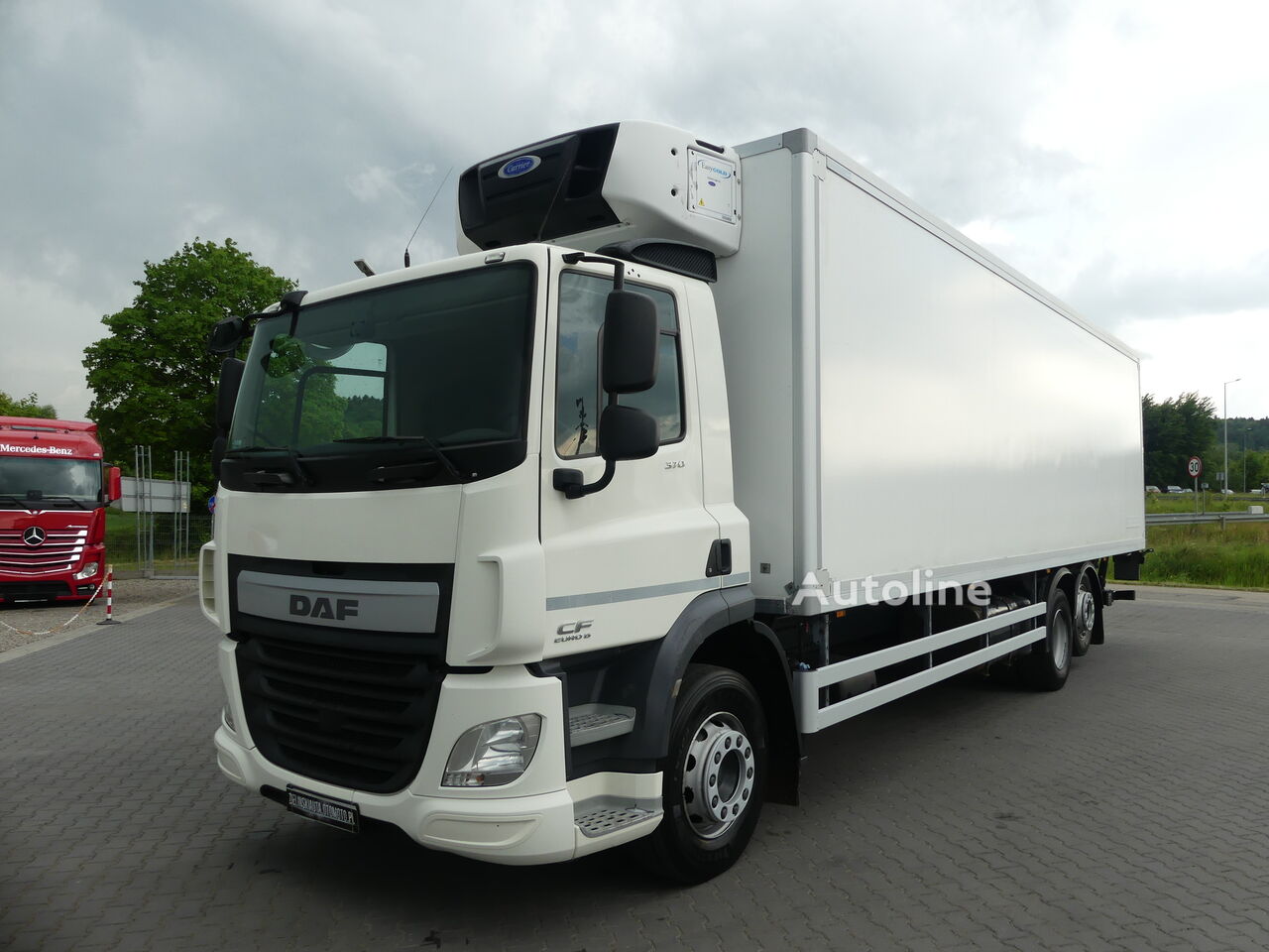 Xe tải đông lạnh DAF CF 370 / 6x2 / CHŁODNIA 9.40 + WINDA / EURO 6 / CARRIER SUPRA 85 để bán | Autoline VN Xe tải đông lạnh DAF CF 370 / 6x2 / CHŁODNIA 9.40 + WINDA / EURO 6 / CARRIER SUPRA 85 - Autoline