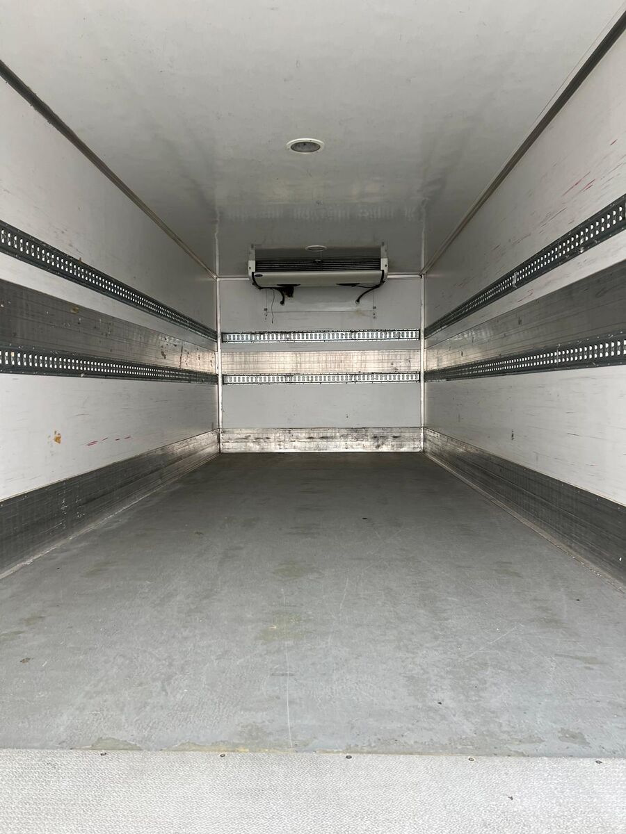 DAF LF 320 FA REFRIGERATOR CARRIER SUPRA 850 Mt