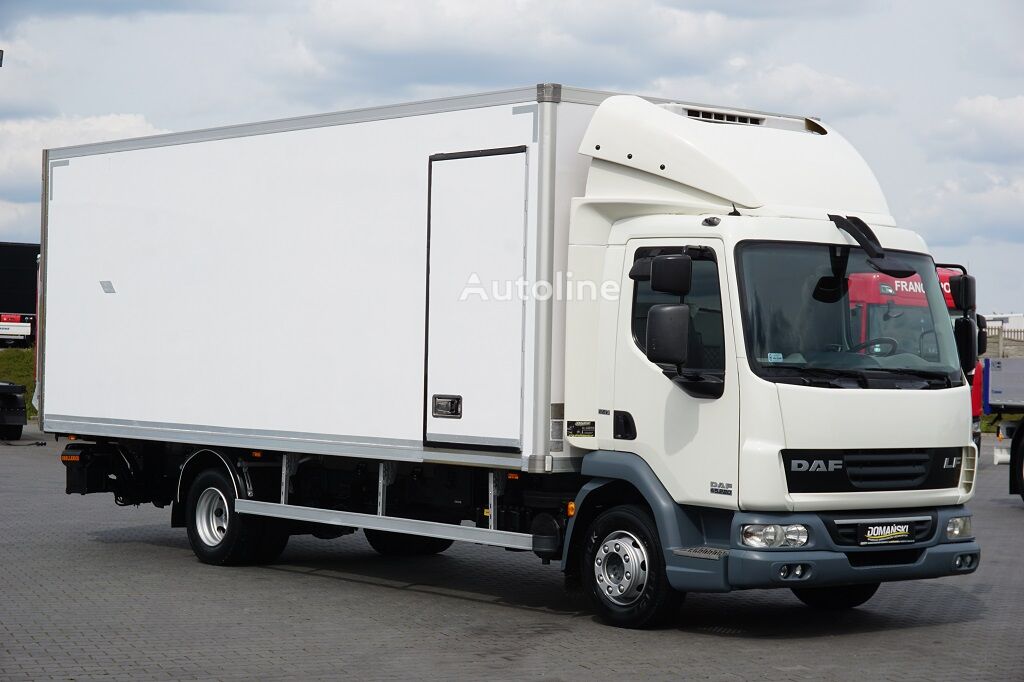 شاحنة التبريد DAF LF / 45.220 / EURO 5 / CHŁODNIA + WINDA / 16 PALET