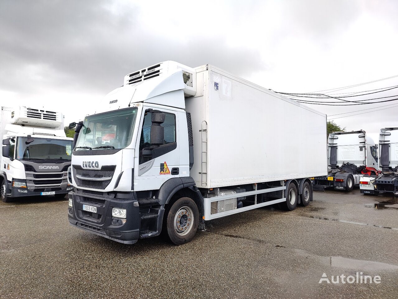 IVECO AD260SY/PS refrigerated truck