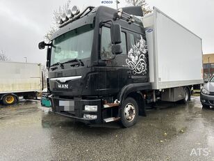 camion frigorifique MAN TGL 8.220 4x2 skapbil m/ 2 soners aggregat og lift. Ikke Eu-godk