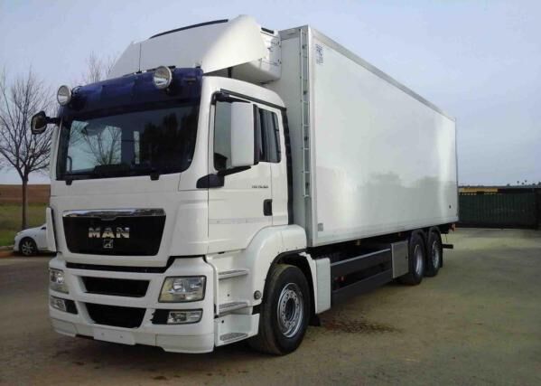 MAN TGS 26 360 refrigerated truck