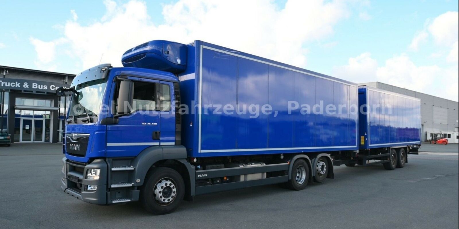 camion frigorific MAN TGS 26.400 + remorcă furgon