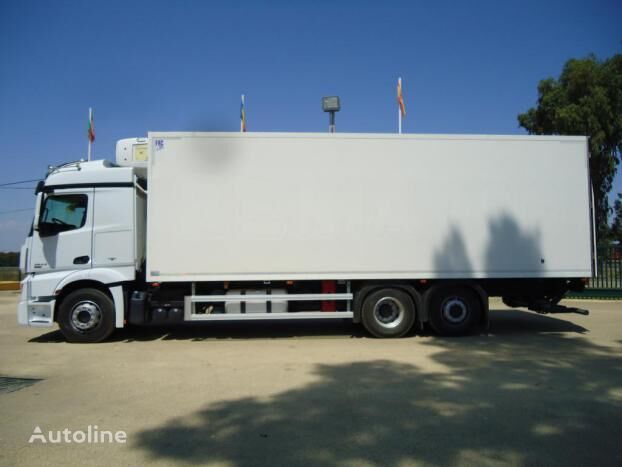 شاحنة التبريد Mercedes-Benz ACTROS 25 42