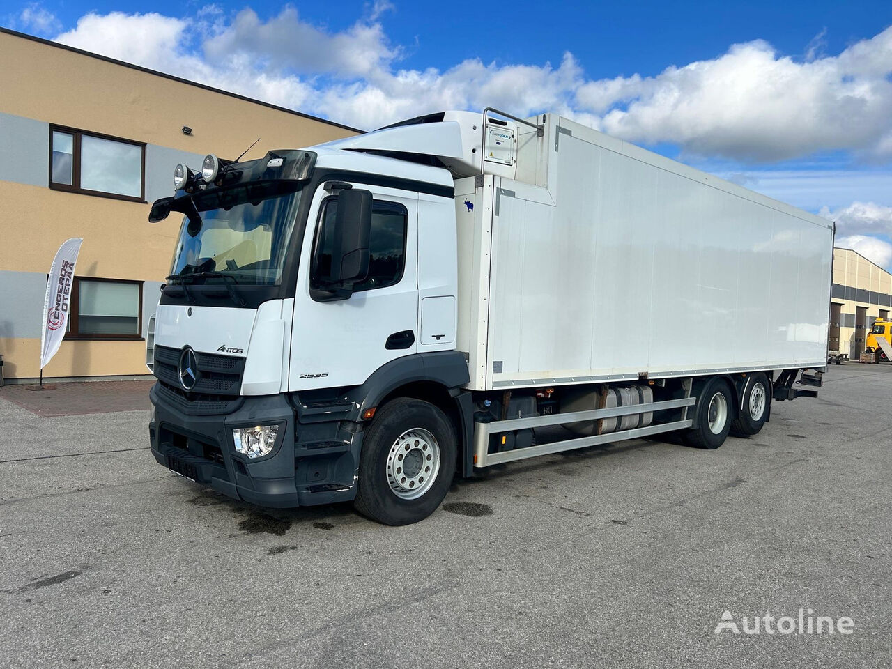 Mercedes-Benz ANTOS 2535 6X2*4 EURO6 + CARRIER SUPRA 850 koelwagen vrachtwagen