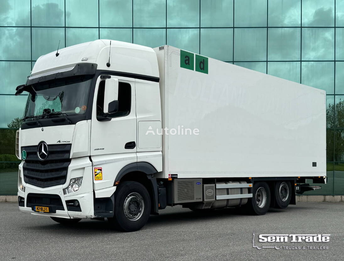 Mercedes-Benz Actros refrigerated truck